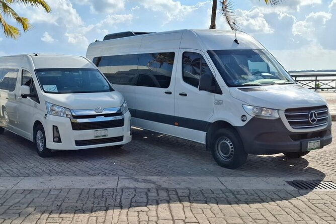Private Transportation from Playa del Carmen to Cancun Airport - Comfortable and Private Transport from Playa del Carmen to Cancun Airport for Up to 2 People