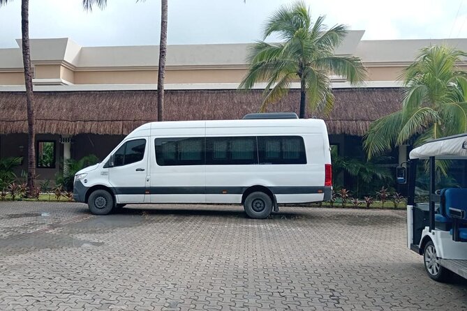 Private Transportation from Playa del Carmen to Cancun Airport - Key Points