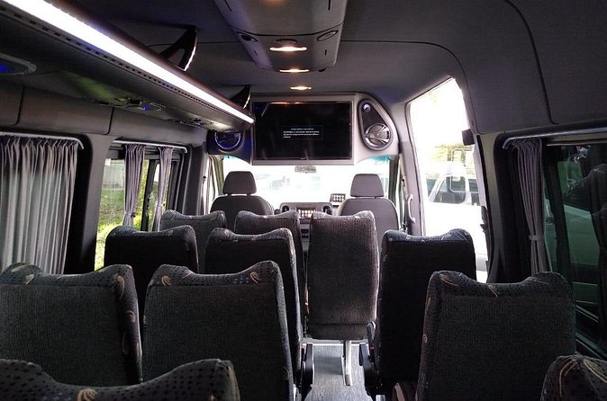 Private Transportation from Playa del Carmen to Cancun Airport - The Air-Conditioned Vehicle and Comfort Features