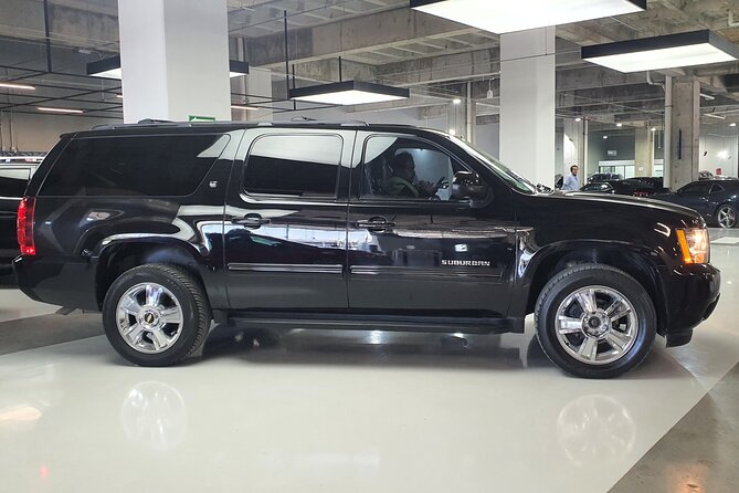 Private Transportation from the Airport to Mexico City - Efficient and Personalized Airport Transfer in Mexico City