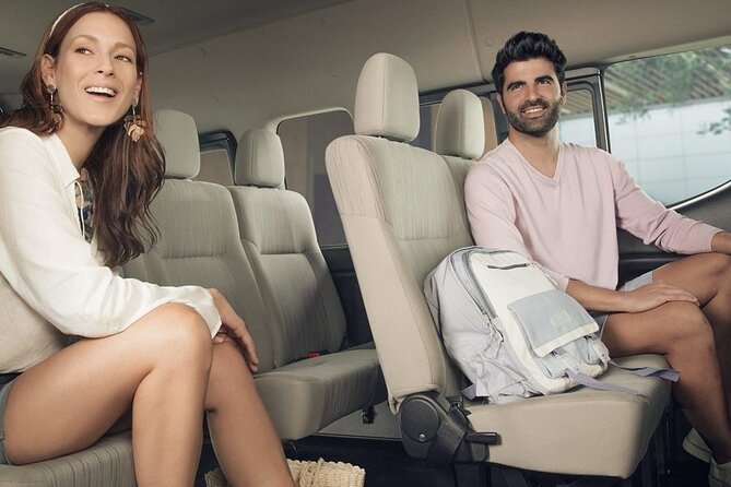 Private Transportation Hotels Cancun - Cancun Airport Arrival Service with Real-Time Monitoring