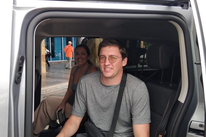 Private Transportation to/from Cancun Airport - Vehicle Features and Comfort