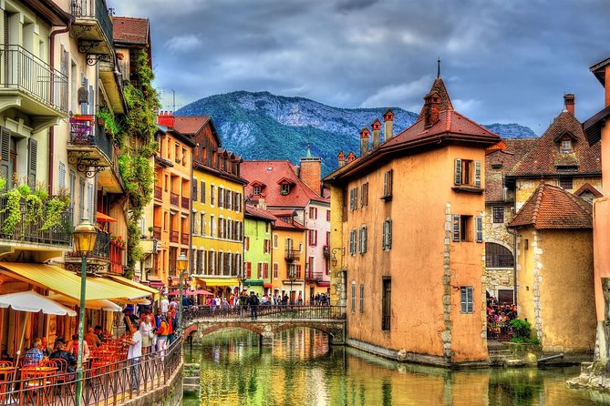 Private Trip from Geneva to Annecy in France - Discover Annecy in Style with a Private Guided Trip from Geneva