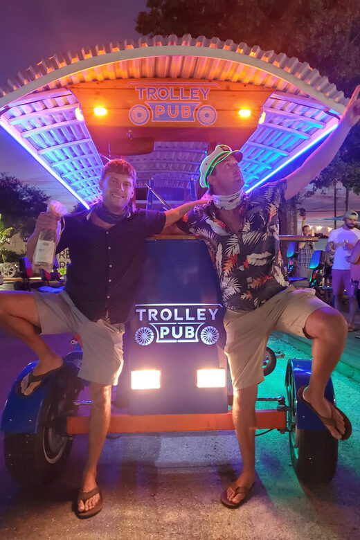 Private Trolley Pub w/ Bar+Mural Stops: up to 15ppl - Who Will Love This Trolley Pub Tour?