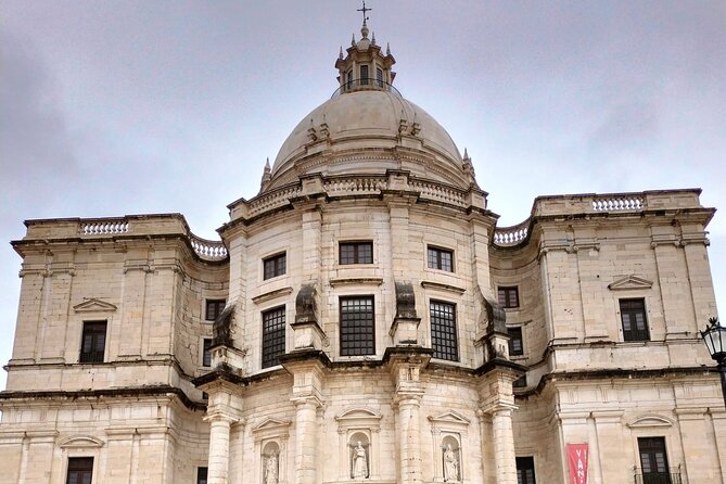 Private Tuk Tuk Tour 1h30 to Lisbon - Key Points