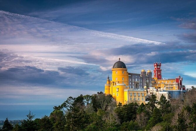 Private Tuk Tuk Tour Sintra and Cascais Full Day - Azenhas do Mar: Coastal Village and Natural Pool