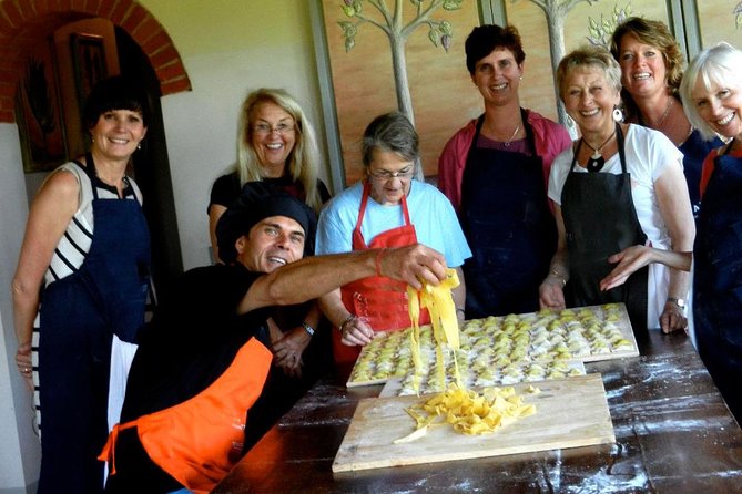 Private Tuscany Cooking Lessons with a Professional Chef - Key Points
