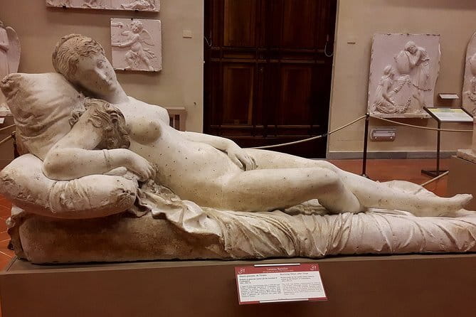 Private Uffizi and Accademia Florence Skip-Line Hidden Highlights Walking Tour - Exploring the Accademia Gallery and Michelangelo’s David