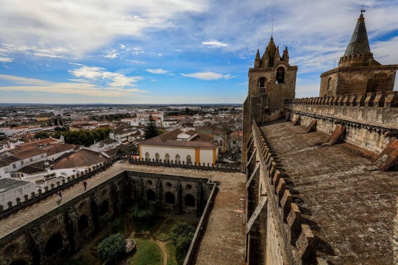 Private Unforgetable Full Day Tour in Évora - Explore Évora with a Private Full-Day Tour from Lisbon for Up to 3 People