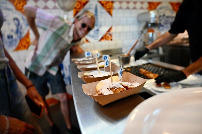 Private Utrecht Food Walking Tour with 8 Tastings - Sampling Artisanal Dutch Cheeses at Vismarkt