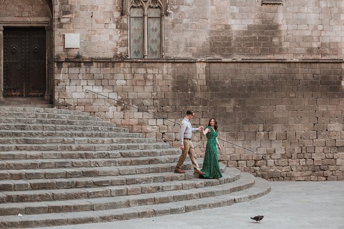 Private Vacation Photography Session with Local Photographer in Barcelona - The Photographer and the Style of Photos