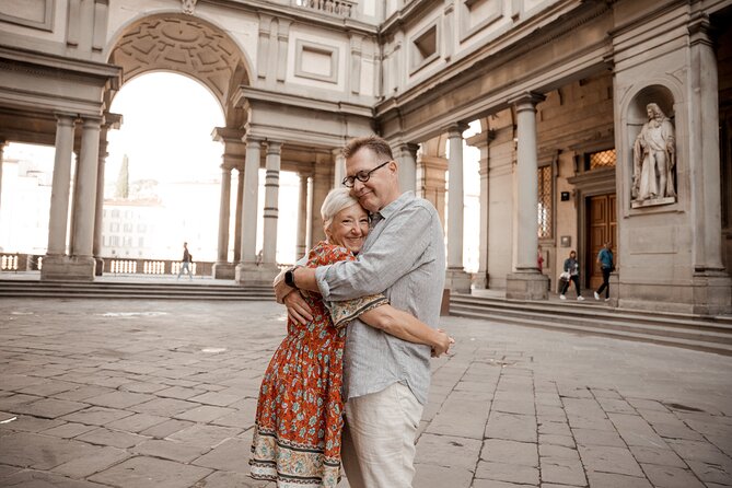 Private Vacation Photography Session with Local Photographer in Florence - Booking and Group Size Flexibility