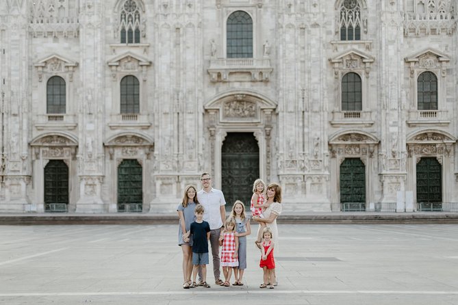 Private Vacation Photography Session with Local Photographer in Milan - Capture Milan’s Charm with a Private Vacation Photography Session