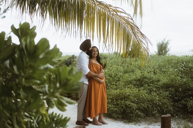 Private Vacation Photography Session with Local Photographer in Playa del Carmen - Logistics: Meeting Points, Group Size, and Flexibility
