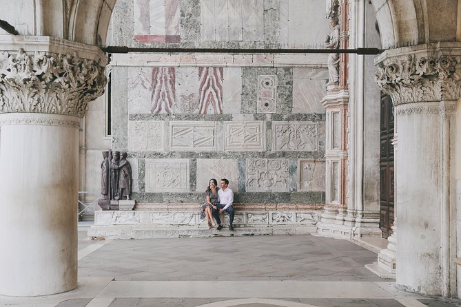 Private Vacation Photography Session with Local Photographer in Venice - Booking and Cancellation Policies