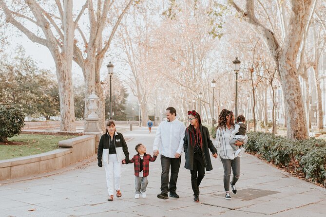 Private Vacation Photography Session with Photographer in Madrid - Logistics and Meeting Points in Madrid