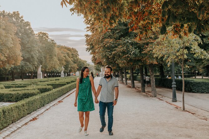Private Vacation Photography Session with Photographer in Madrid - Why This Photo Session Stands Out