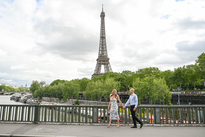 Private Vacation Photos in Paris - Easy Cancellation and Accessibility