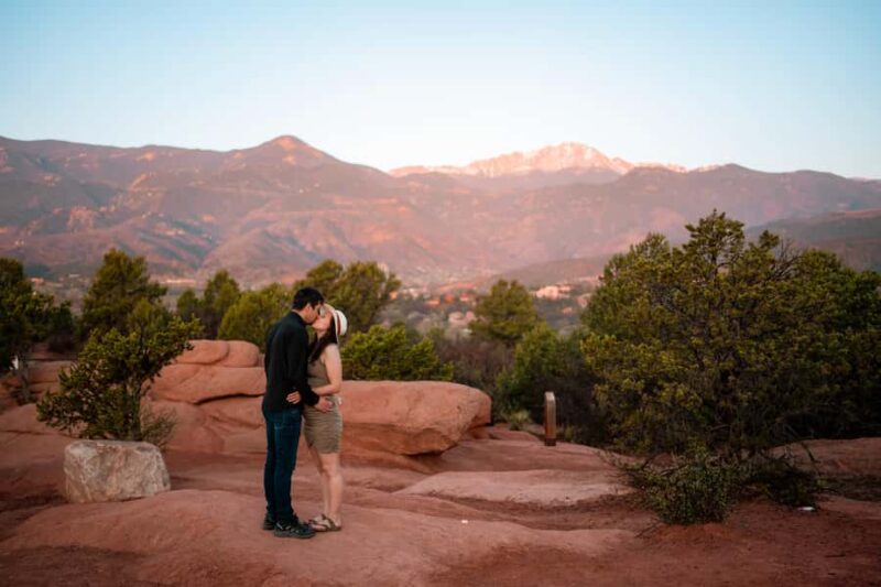 Private Vacation Photoshoot in Garden of the Gods - How the Photoshoot Is Organized