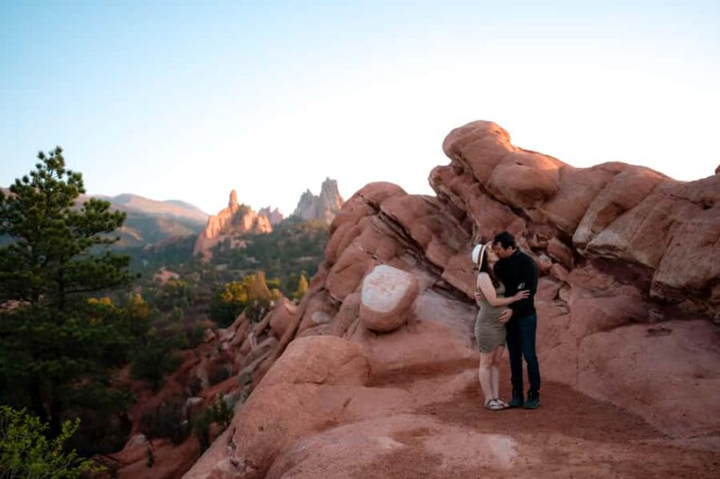 Private Vacation Photoshoot in Garden of the Gods - Frequently Asked Questions