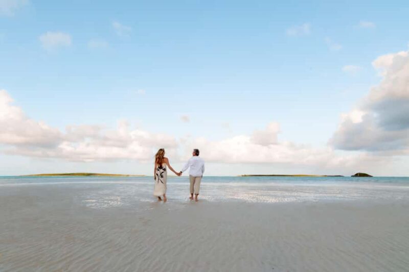 Private Vacation Photoshoot with Photographer Cabo San Lucas - The Experience of the Photographer and the Group