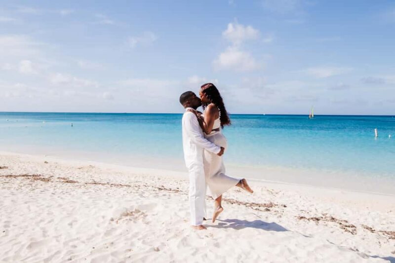 Private Vacation Photoshoot with Photographer in Cancun - Key Points