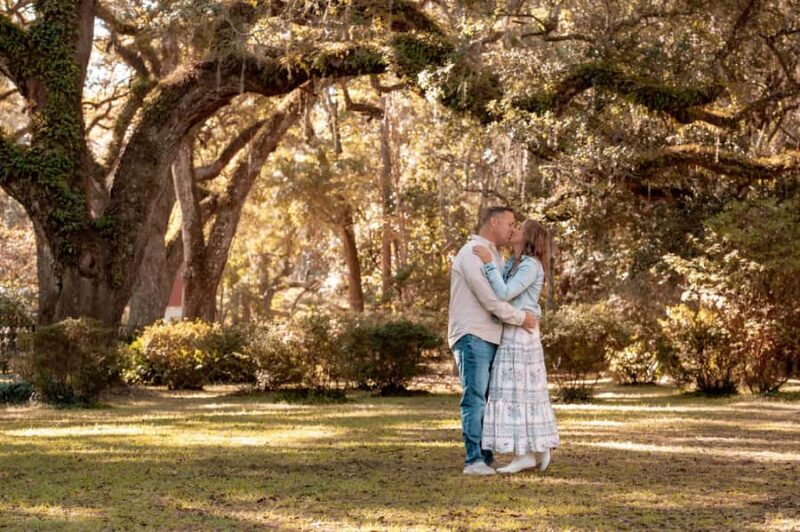 Private Vacation Photoshoot with Photographer in Cleveland - Frequently Asked Questions