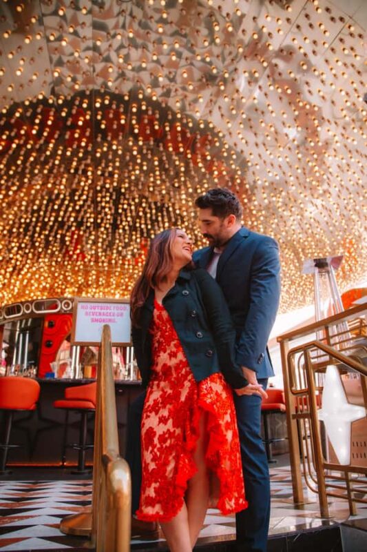 Private Vacation Photoshoot with Photographer in Las Vegas - Capture Your Vegas Moments with a Private Photoshoot Guided by a Professional Photographer