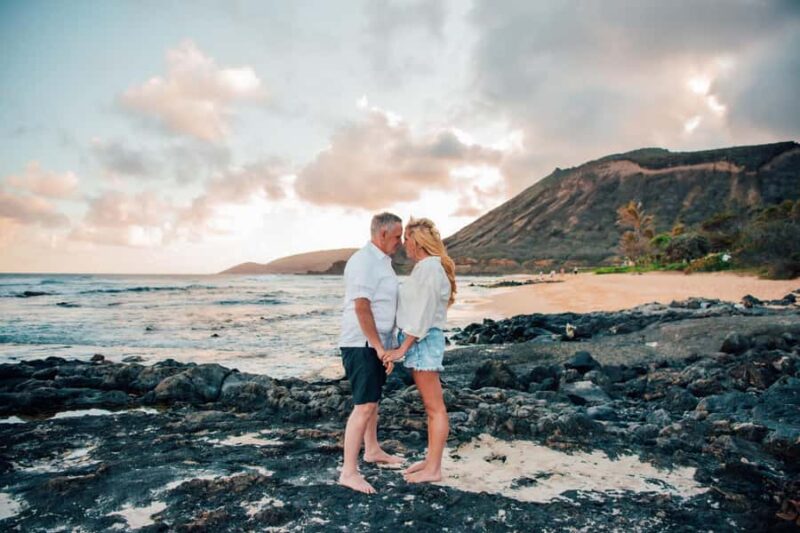 Private Vacation Photoshoot with Photographer in Oahu - Location and Meeting Details