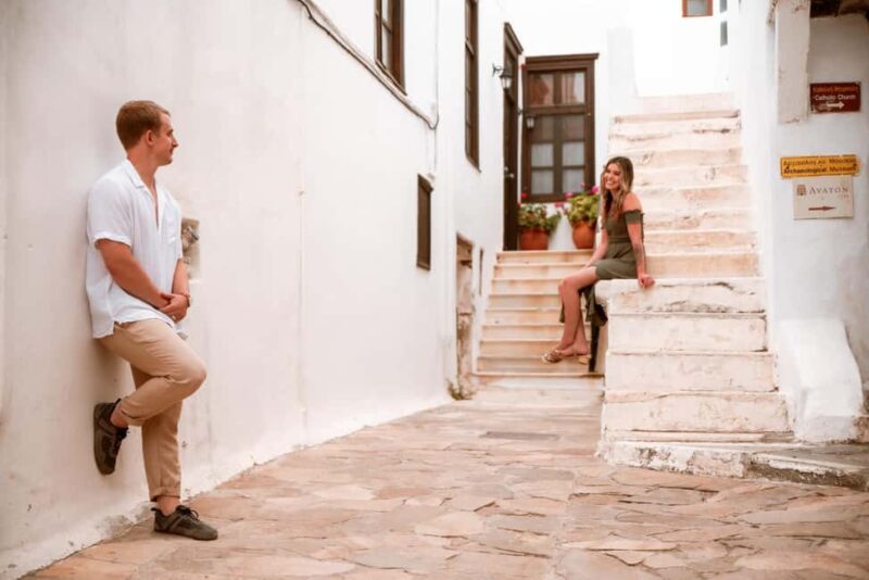 Private Vacation Photoshoot with Photographer in Paros - Key Points