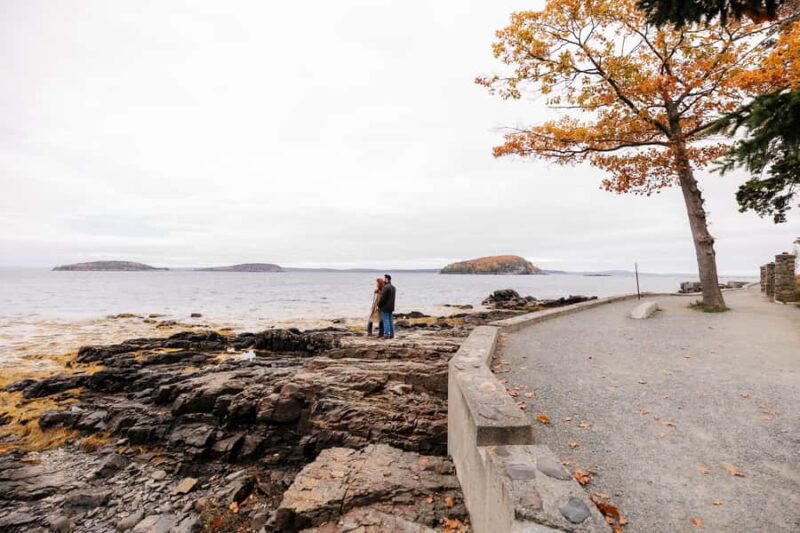 Private Vacation Photoshoot with Photographer in Portland - Suitable for Celebrations and Casual Memories