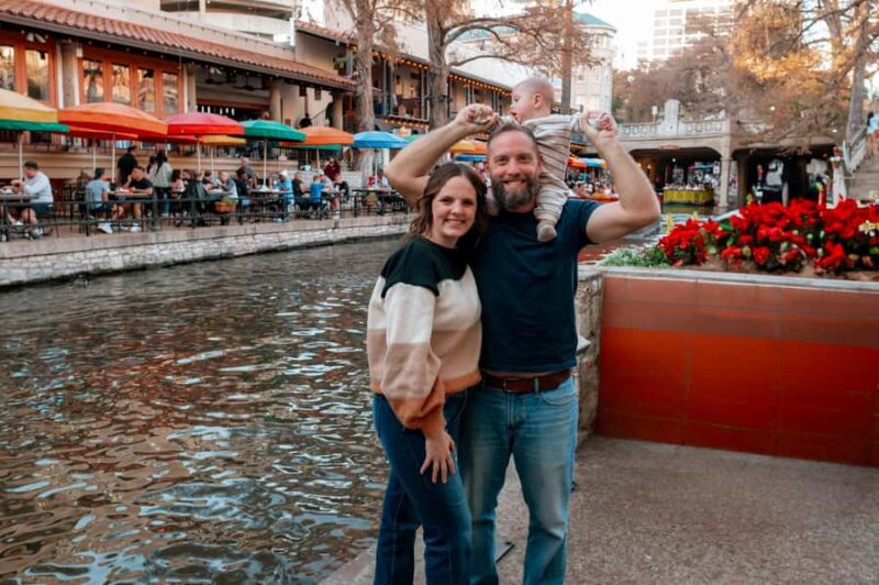 Private Vacation Photoshoot with Photographer in San Antonio - Discover San Antonio’s Most Photogenic Spots