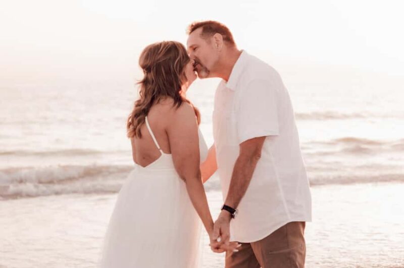 Private Vacation Photoshoot with Photographer in Sarasota - The Sum Up: A Personalized Way to Cherish Sarasota Memories