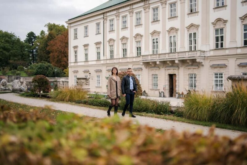 Private Vacation Photoshoot with Photographer in Vienna - Key Points