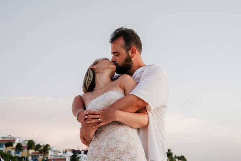 Private Vacation Photoshoot with Photographer The Hamptons - Accessibility and Group Size