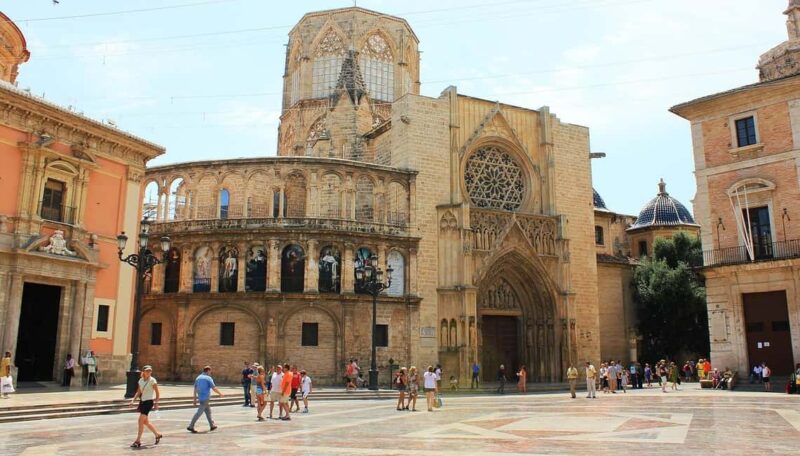 Private Valencia City Tour  Arts, Market & Cathedral - Highlights of Valencia’s Architectural and Cultural Landmarks