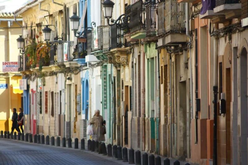 Private Valencia City Tour  Arts, Market & Cathedral - Famous Sights: From the Palau de les Arts to the Palace of the Marques de Dos Aguas