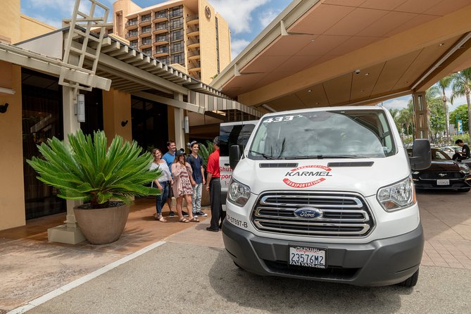 Private Van Airport Departure Transfer: Anaheim Resort to John Wayne SNA Airport - The Benefits of a Private Van Transfer for Airport Departures