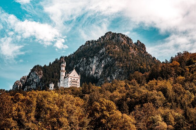 Private Van Tour to Royal Castle of Neuschwanstein from Munich - Scenic Drive Through Murnau and Return to Munich
