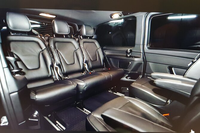 Private Van Transfer from CDG Airport to Paris - Flexibility and Convenience with Booking and Cancellation