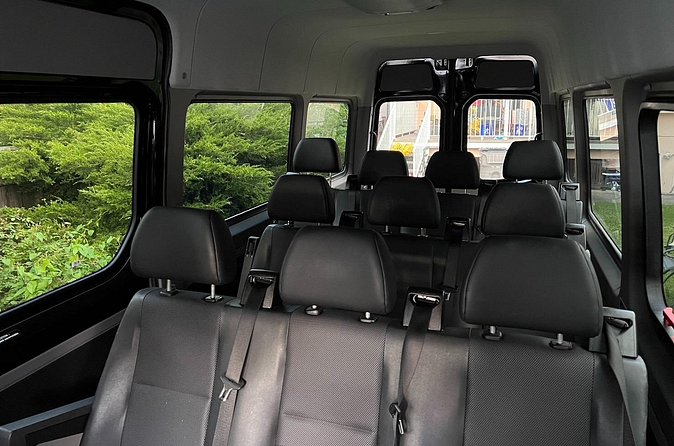 Private Vancouver Car Transport Experience - Vehicle Features and Comfort