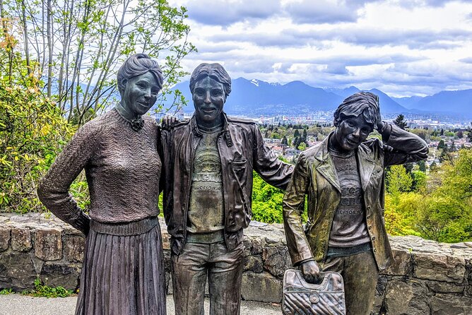 Private Vancouver Compact City Tour by Land and Water - Vancouver’s Iconic Sculptures and Scenic Spots