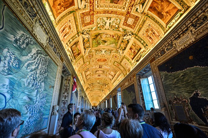 Private Vatican Museums and Sistine Chapel Tour with an Historian - The Benefits of a Private Vatican Tour with a Historian Guide