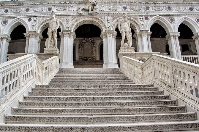 Private Venice City Tour and Gondola Ride - Navigating Venice’s Canals on a Private Gondola