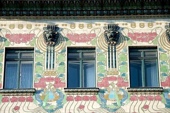 Private Vienna Art Nouveau Walking Tour - Visiting Vienna’s Vibrant Naschmarkt