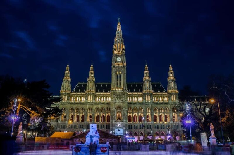 Private Vienna Night Tour  Palaces & City Lights - Driving Along Vienna’s Iconic Ringstrasse