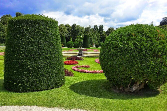 Private Vienna Sightseeing Tour matching to personal Interests - The Hundertwasserhaus: A Colorful Architectural Landmark
