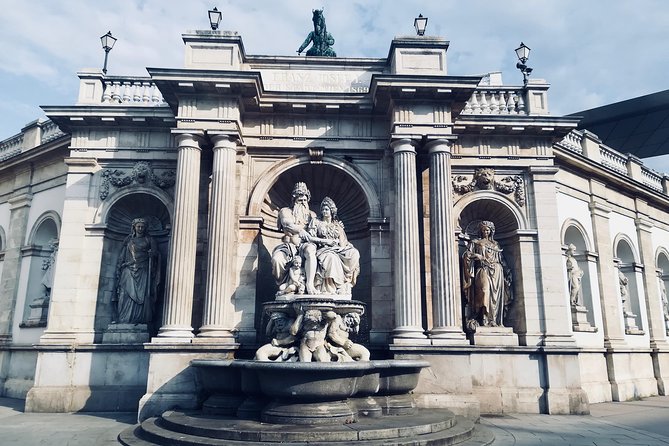 Private Vienna Walking Tour - Start at Helmut-Zilk-Platz for a Central Departure