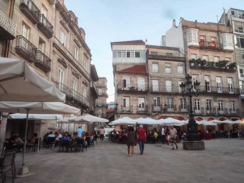 Private Vigo experience - Discovering the Stories Behind Vigo’s Statues