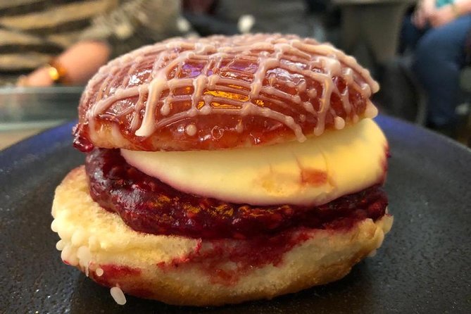 Private - Viktualienmarkt Food Tour and Beyond - best Munich tastings - Reflecting on Jewish Life at Ohel Jakob Synagogue